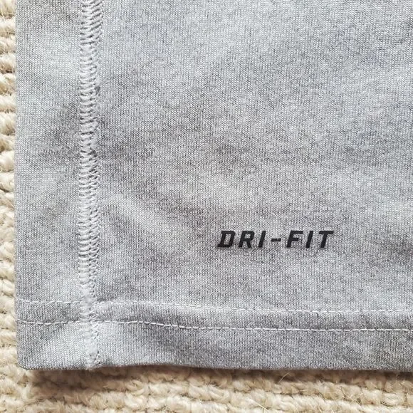 Nike Dri-Fit Gray Youth Sleeveless Tank Top - Picture 4 of 5